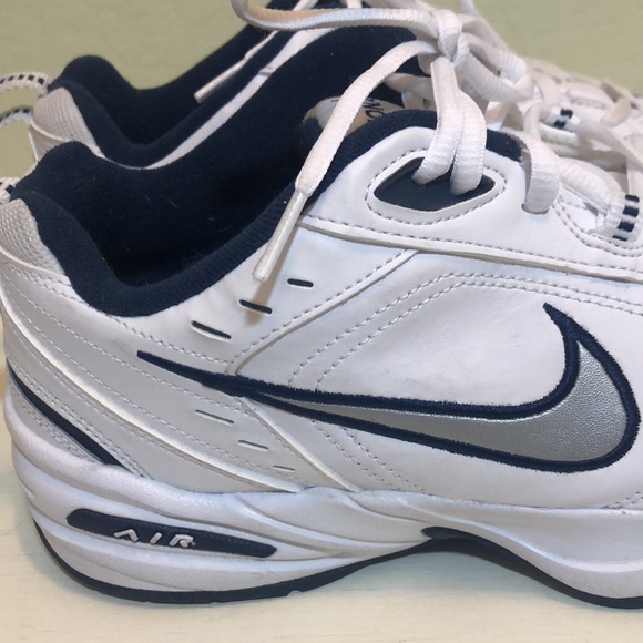 Nike Air Monarch Full Length Air Size 10W - Picture 2 of 9